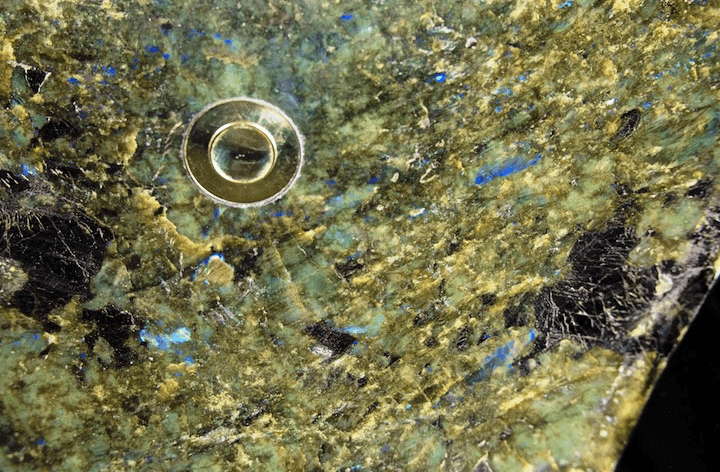 Labradorite Sink #58 (24 x 19 x 6 Tall x 84/Lbs )