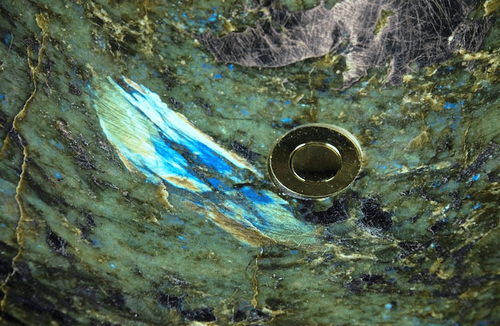 Labradorite Sink #43 (23 x 18 1/2 x 6 tall x 97/Lbs )